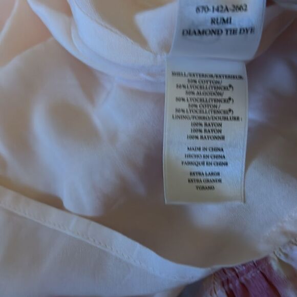 Rails Rumi Diamond Tie-Dye Smocked
Midi Dress Size XL / NWOT - Picture 10 of 10